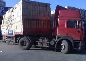 專業(yè)人員包裝發(fā)貨,無錫華宇物流_